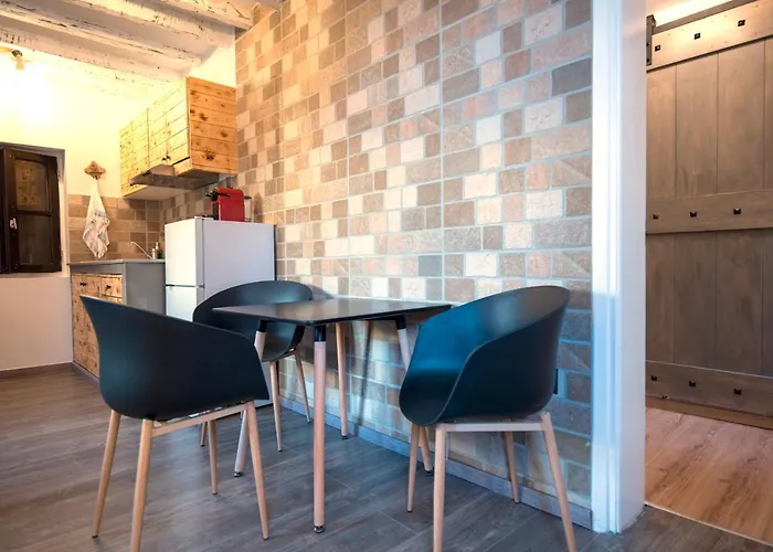 Casa De Mikel Rhodes City